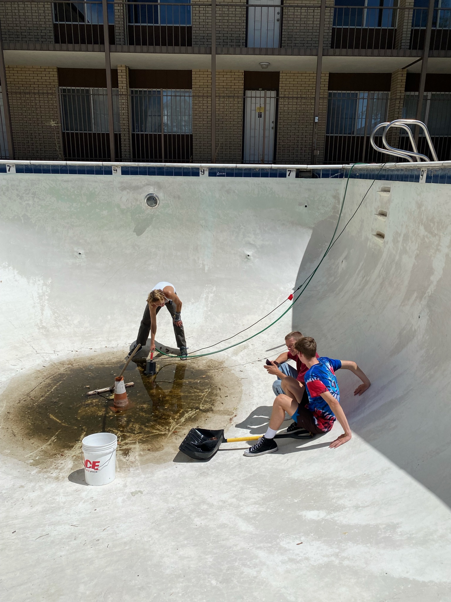 A picture of me skateboarding